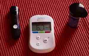 Diabetes test kit